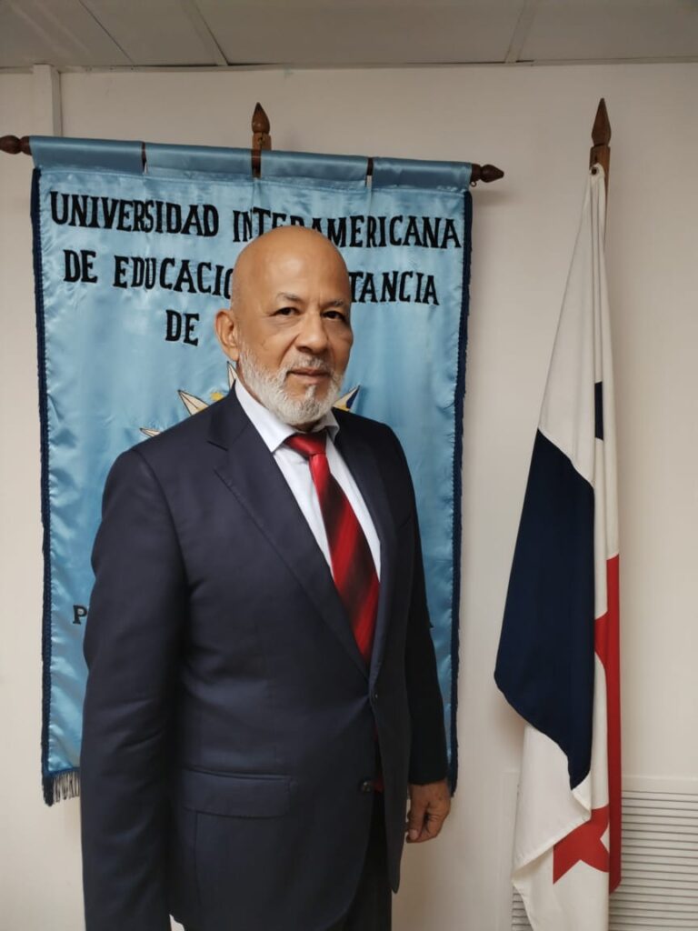 Lic. Denis Oscar Rivera